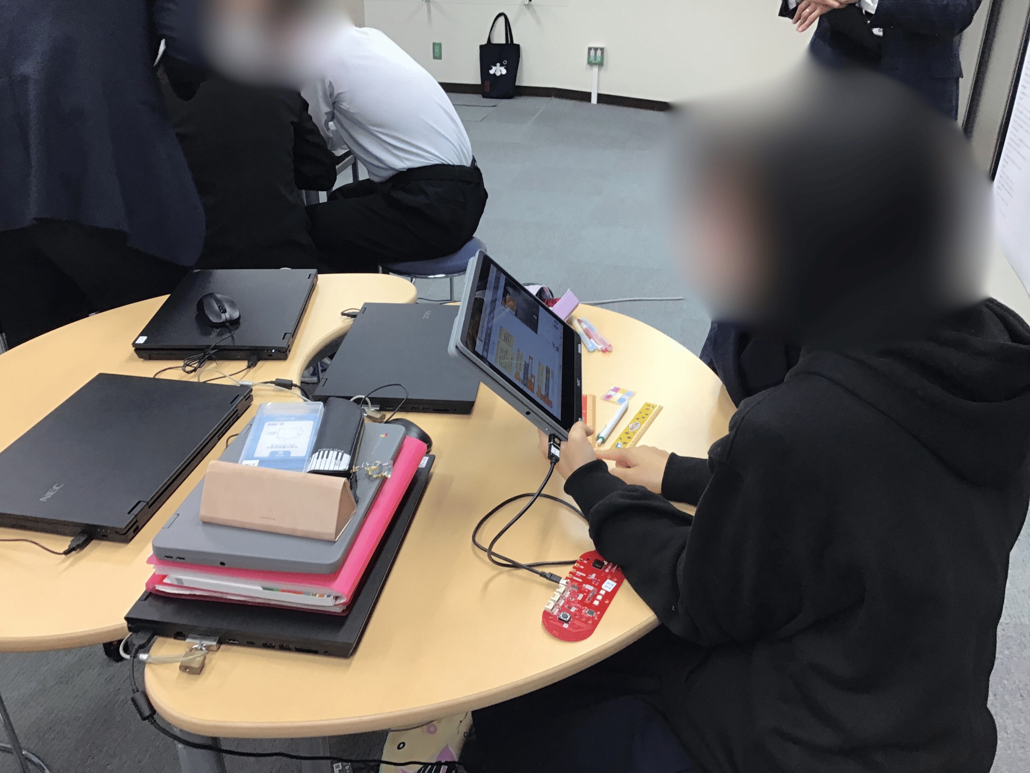 未来のイノベーションを生み出せ！ 実践の様子